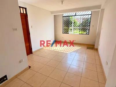 Alquiler De Monoambiente U Oficina De 20 M² Con Vista Al Parque – Los Olivos