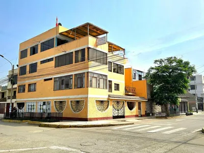 Venta de Casa en Comas - Lima 10 Dormitorios 