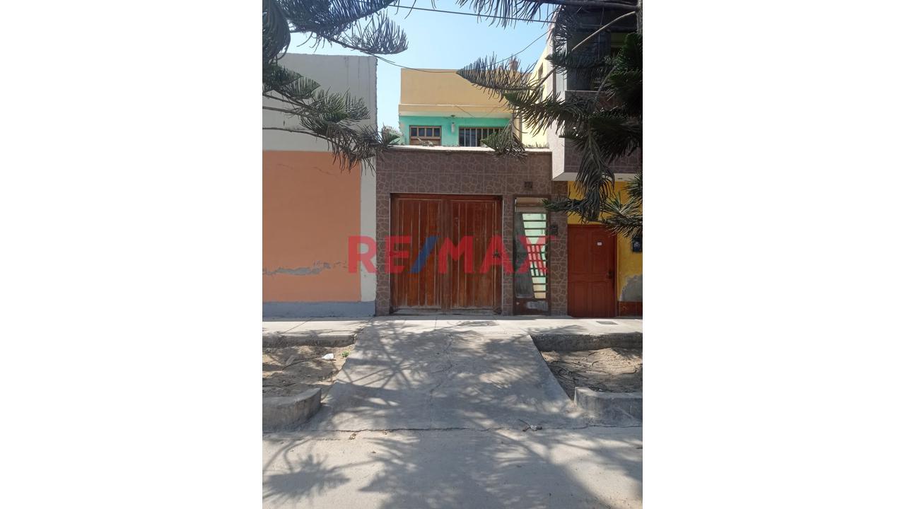 Venta De Casa En Miraflores Zona De Reubicacion