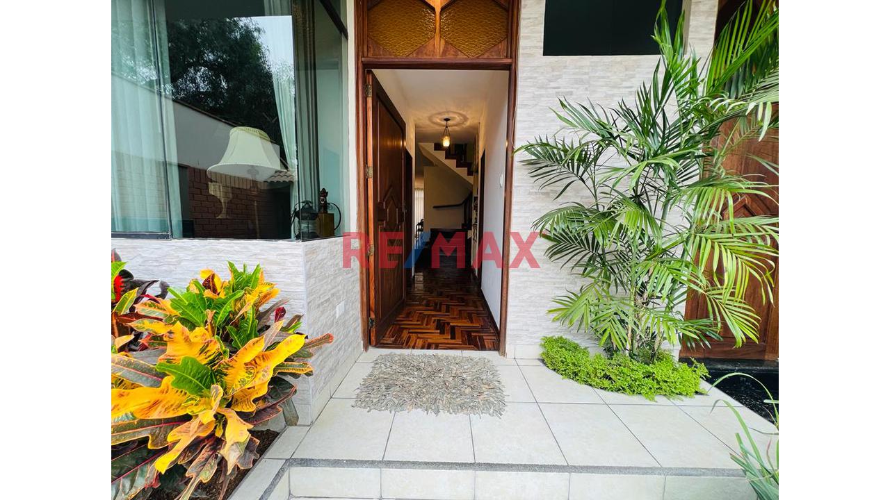 Se Vende Casa - La Molina