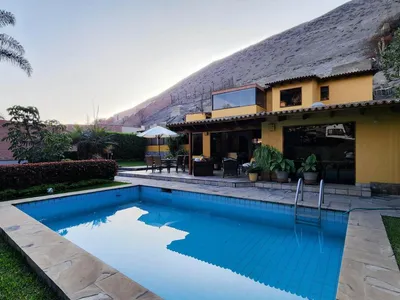 Venta de Casa en La Molina - Lima 5 Dormitorios 