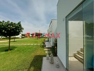 Casa De Playa En Venta