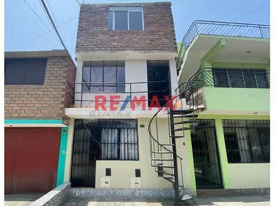 Venta De Casa De 3 Pisos- Comas Ideal Para Inversionista