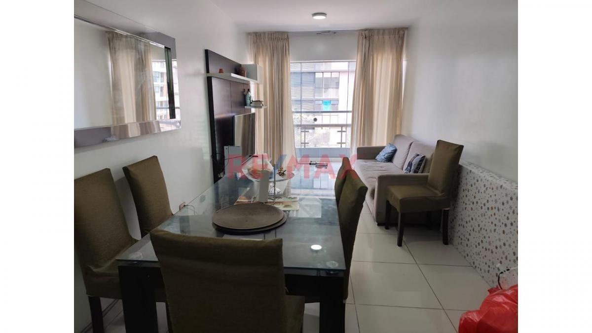 Venta de Departamento en Santiago de Surco - Lima 3 Dormitorios 