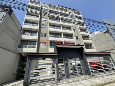 Vendo Acogedor Y Funcional Departamento En Lince