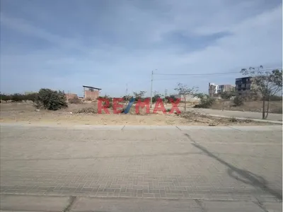 Venta De Terreno En Esquina Urb Boulevard Plark Plaza Q2 Segunda Etapa