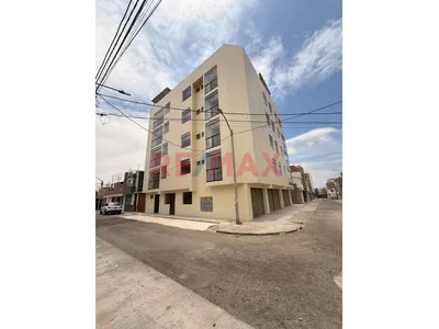 Duplex De Estreno En Quinto Piso De Torre Con Ascensor