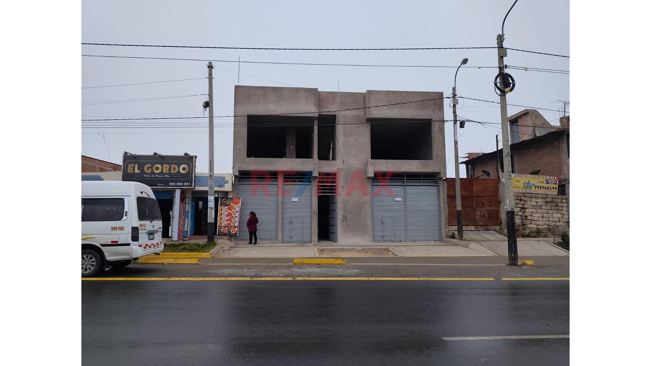 Alquilo Local Ideal Para Negocio De Restaurante O Pollería