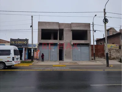 Alquilo Local Ideal Para Negocio De Restaurante O Pollería