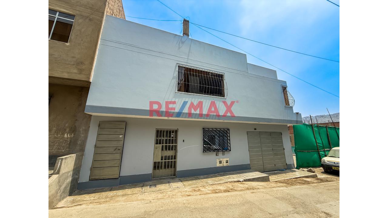 Se Vende Casa De Dos Pisos Totalmente Remodelada
