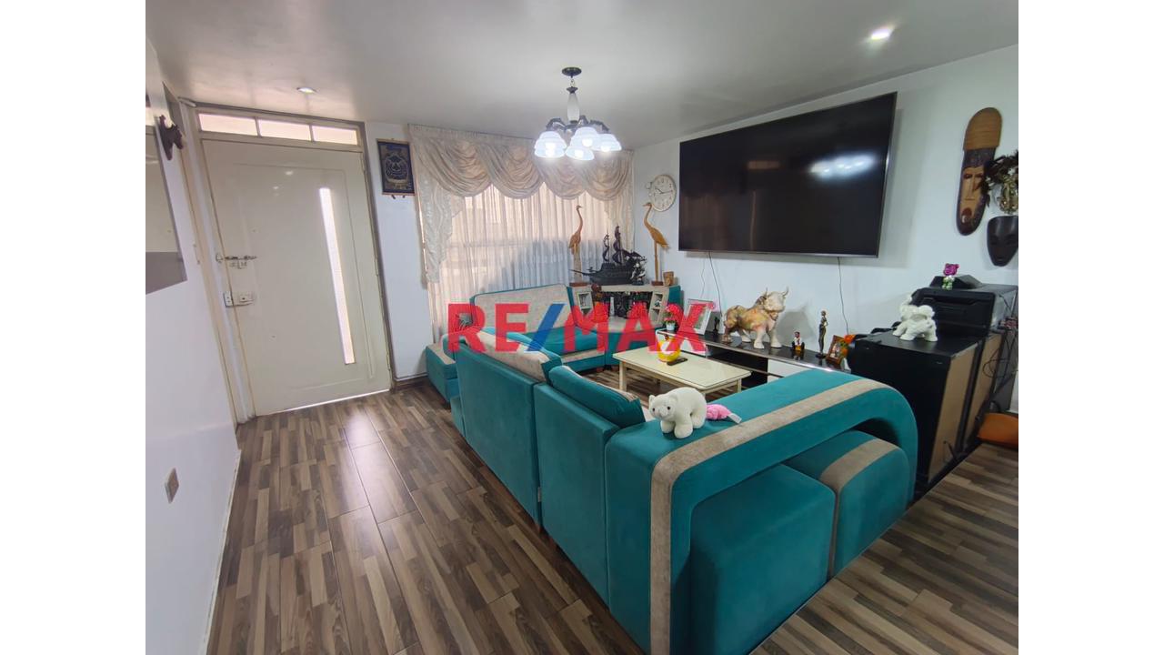 En Venta Amplio Departamento En Comas