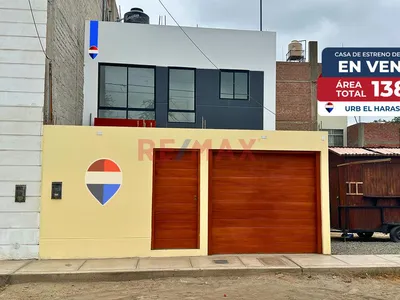 Casa De Estreno En Venta - Urb. El Haras I Etapa (Ica)