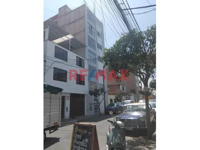 Oportunidad Emprendedores Venta Terreno Vt At. 236M2. Zona Altamente Transito Y Centrica En Surquillo