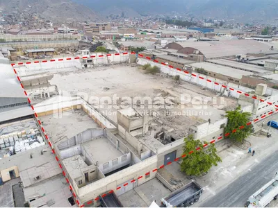 Venta de Local Industrial en Lurigancho - Lima 0 Dormitorio 
