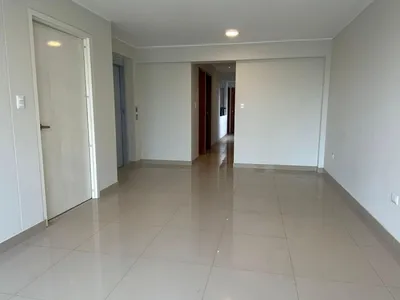 Venta de Departamento en Surquillo - Lima 3 Dormitorios