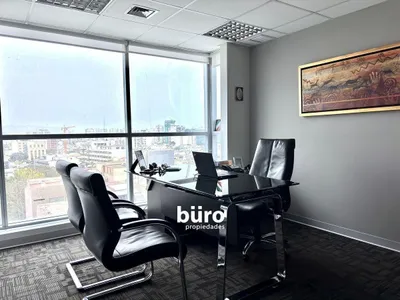 Venta de Oficina en Miraflores - Lima 5 Dormitorios