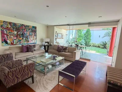 Venta de Casa en La Molina - Lima 5 Dormitorios