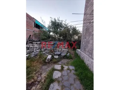 ¡Gran Oportunidad! Terreno De 350 M² ,Cerca Plaza Umachiri En Mariano Melgar – Ideal Para Vivienda O Negocio 🚨 🏡🏗️📈