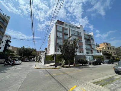 Venta de Departamento en Santiago de Surco - Lima 3 Dormitorios