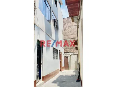Oportunidad En La Victoria – Casa Para Remodelar Cerca Al Emporium 💼🛠️