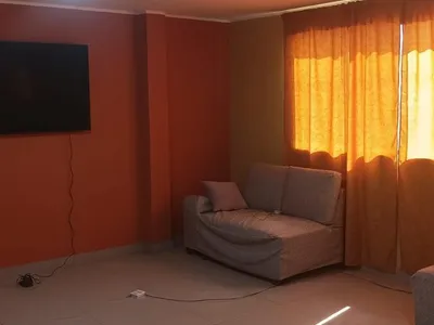 Venta de Casa en San Juan de Miraflores - Lima 8 Dormitorios 