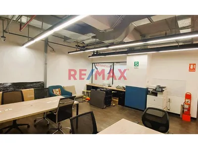 Venta De Oficina En Corazon Empresarial De Miraflores -250 M2 - 6 Cocheras