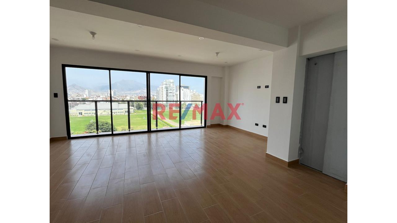🏡 ¡Amplio Departamento De Estreno En Urb. California – Trujillo!