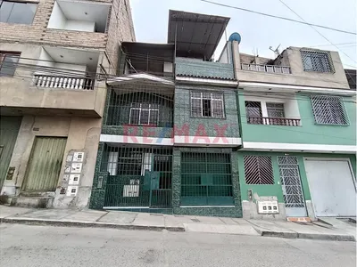 Se Vende Casa De 3 Pisos En Huascar. San Juan De Lurigancho