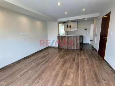 Venta de Departamento en Lurigancho - Lima 4 Dormitorios 