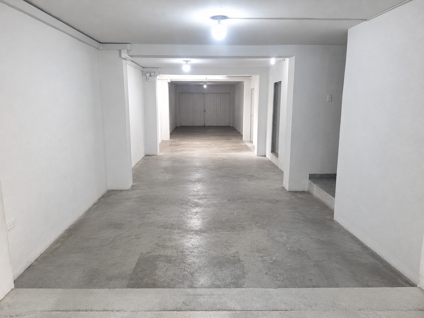 ⚠️ ¡Se Vende Edificio! A 2 cuadras del Parque Sinchi Roca - 3 Pisos + Azotes