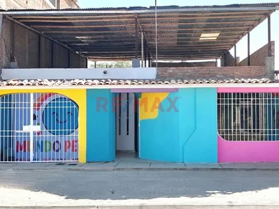 ¡Oportunidad Única En Sullana!  Casa En Venta En Urb Santa Rosa De 250M2