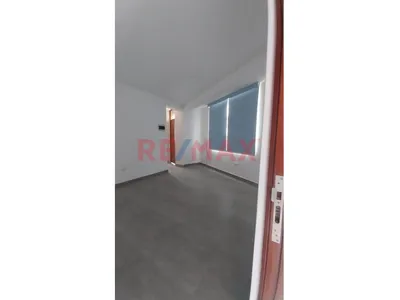 Alquiler De Minidepartamento 2Do Piso- A Unas Cuadaras Del Regional