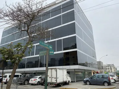 Alquiler de Oficina en Santiago de Surco - Lima 1 Dormitorio 