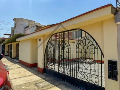 OCASIÓN Casa 232m2 Santa Leonor, Chorrillos | Remodelar o Terreno. Excelente Ubi