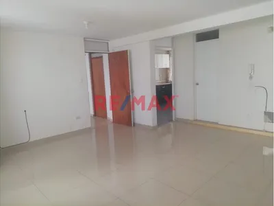 Se Alquila Lindo Departamento - Calle Melgar Cayma