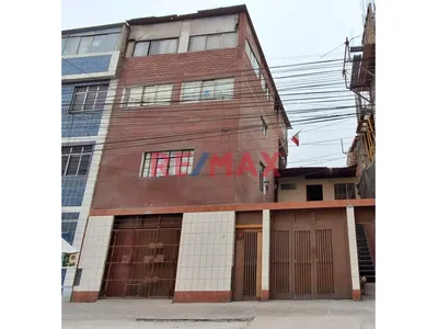 Casa en venta · San Juan de Miraflores Parcela I, San Juan de Miraflores · 249 m², 6 dorm.