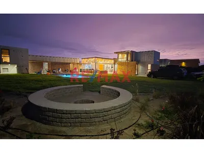 Se Vende Terreno En Condominio La Catalina (1000 Metros)