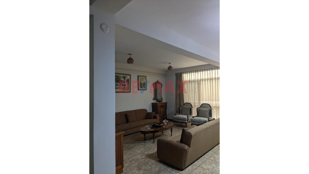 Se Vende Casa Urbana