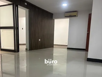 Venta de Oficina en Miraflores - Lima 16 Dormitorios 