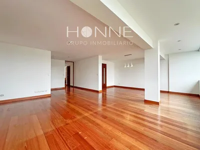 Venta de Departamento en Santiago de Surco - Lima 3 Dormitorios