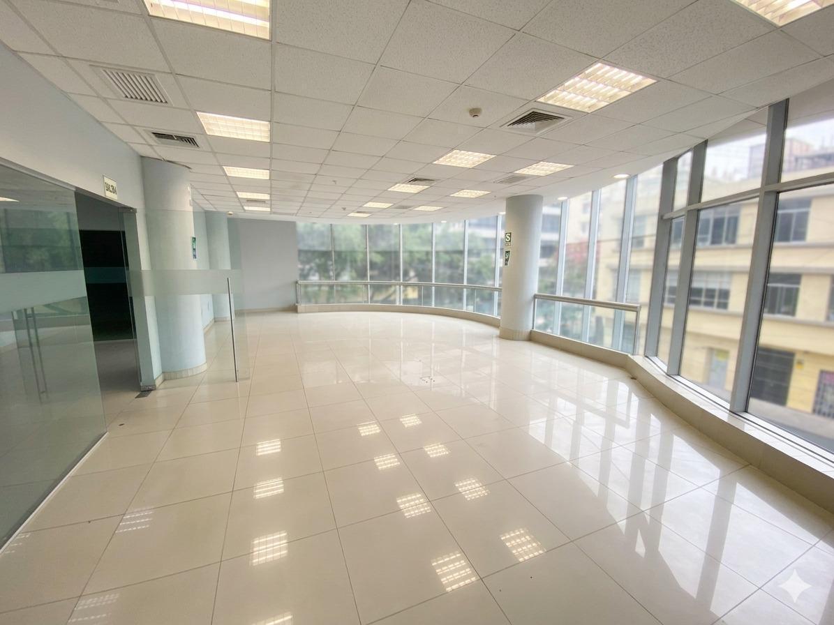 Venta de Oficina en Miraflores - Lima 0 Dormitorio 