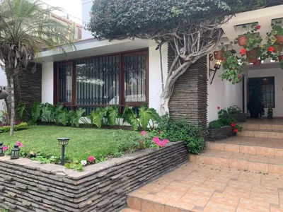 Venta de Casa en San Isidro - Lima 6 Dormitorios