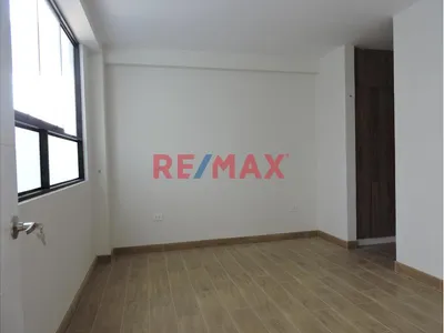 Venta De Hermoso Departamento  En Estreno -  Urb. Alameda Country Club - 4To Piso