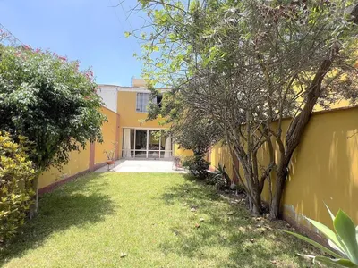 Venta de Casa en Santiago de Surco - Lima 3 Dormitorios