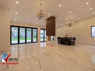 Venta de Casa en La Molina - Lima 4 Dormitorios