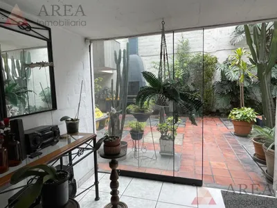 Venta de Departamento en Santiago de Surco - Lima 5 Dormitorios