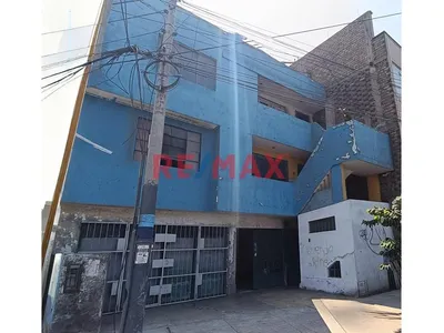 Venta De Local De Alto Potencial En Ubicación Estratégica Cerca Del Óvalo 200 Millas Y Av. Gambetta