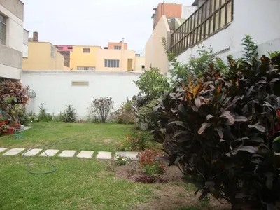 Venta de Casa en Lince - Lima 5 Dormitorios 