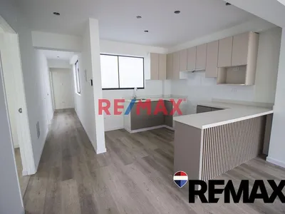 Se Vende Departamento Tercer Piso Estreno Frente A Parque San Juan De Miraflores