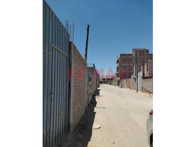 Terreno Cerca De La Prol. Av. Dolores - Tupac Amaru.